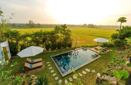 Cam Chau Villa | Private 5BRs Pool Villa- Rice field. Best Sunrise view- Famiy-friendly- Hoi An