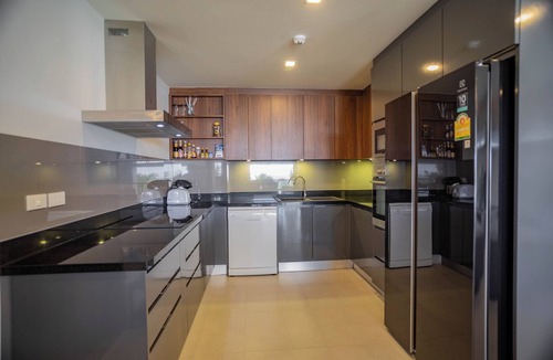 Mae Pim Condo | Private Beachfront 2 Bedroom Suite Full Ocean View