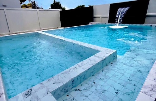 Dok Mai Villa | Private Pool Villa near BKK airport Mega bangna 2 nights
