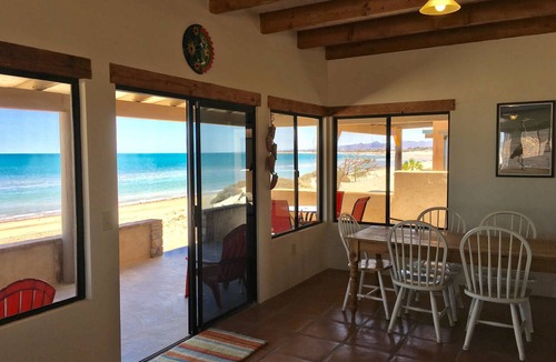 San Felipe House | PROMO-Beach Front on a Sandy Beach, Hi speed Wi-Fi- Gated community