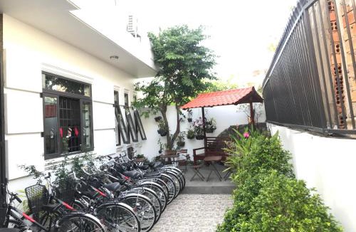 Ninh Kieu House | Queenie House