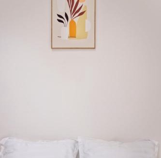 Hang Bo House | Quiet Room In Old Quarter with Netflix and Free Laundry 4thFloor