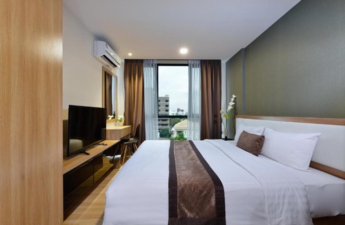 Ekkamai Hotel | Ramada Tenn Ekamai