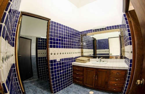 Monterrey House | Recámara en zona residencial al sur de monterrey