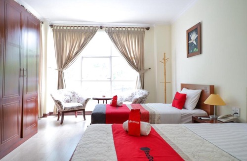 Phu Nhuan Hotel | RedDoorz Hoang Ha Hotel