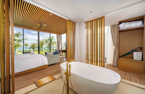 Dien Ban Hotel | Regal Riverside Villas