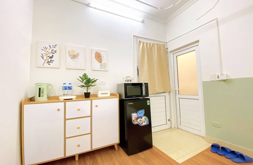 Old Quarter Apartment | Remote Work 1BR Studio w/Big Balcony - Hanoi Old Quarter Center - Beer Street