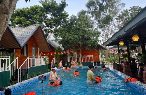 Phong Nha Hotel | Retreat Bungalow
