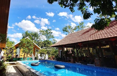 Phong Nha Hotel | Retreat Bungalow