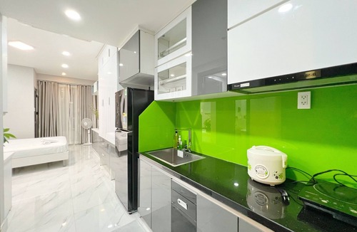 Bach Dang Riverside Apartment | Rivergate Apartment - Saigon Luxury D1