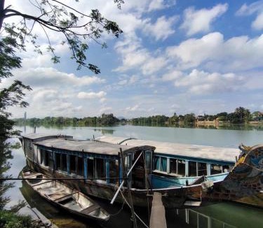 Hue House | Riverside Homestay Hue - Near Perfume River 30m