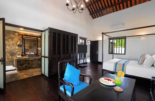 Dien Duong Hotel | RMH Le Belhamy Beach Resort.