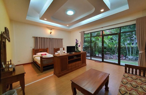Hang Dong Hotel | Rommai Resort