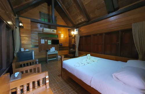 Hang Dong Hotel | Rommai Resort