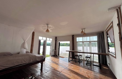 Ban Mae Ka Hua Thung House | Room-garden House by the Pool