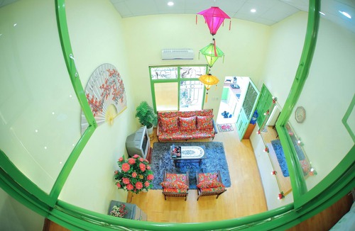 Hang Dao Apartment | Rose' home - truly Hanoian home in Old Qualter