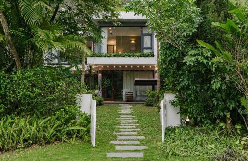 Ngoc Thanh Villa | Rosee Villa - Green Villa with private Pool