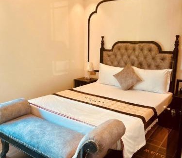 Binh Giang Hotel | Royal Hotel Hải Phòng