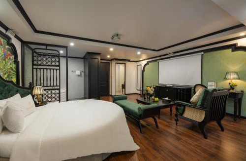 Vinh Yen Hotel | Royal Hotel Vinh Yen