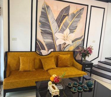 Thanh Xuan Hotel | Royal Lotus Villa HN