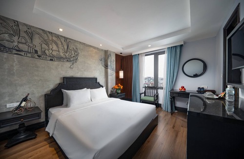 Hang Trong Hotel | Royal Signature Hotel Hanoi
