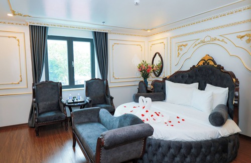 Gia Lam Hotel | Royal Trau Quy Boutique Hotel