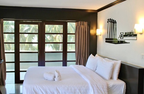 Ban Bang Saen Hotel | S2 Hotel