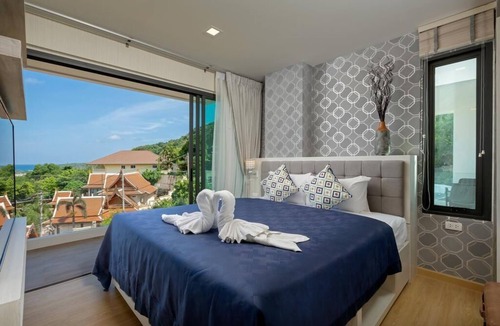 Kata Resort | S4- Deluxe sea view
