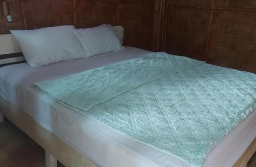 Nong Khiaw House | sainamhoun guesthouse