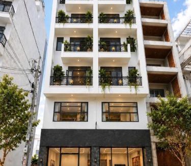 District 12 Apartment | Samaki Home