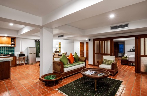 Nai Harn Apartment | Sand Beach Condo, 3 Minutes Walk To Nai Harn Beach