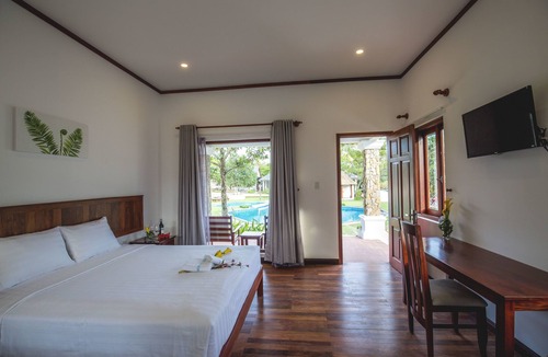 Ba Keo Hotel | Santa Garden Resort