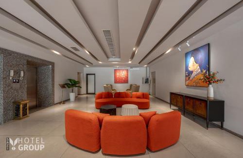 Phu Nhuan Hotel | SAZI Parlia Hotel - Free Nails HairWash n Airport