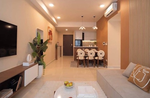 Bach Dang Riverside Apartment | Scandi 3BR + 2BA | Tresor | Near NguyenHue | D1