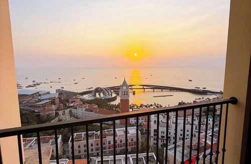 Duong Dong Apartment | SEA & FIREWORKS VIEW 2 BEDROOM APARTMENT
