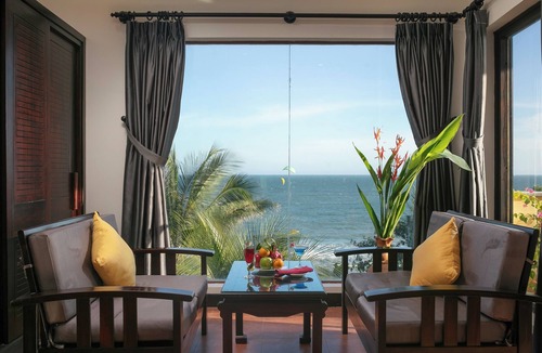 Phu Hai Beach Hotel | Sea Lion Beach Resort & Spa Mui Ne
