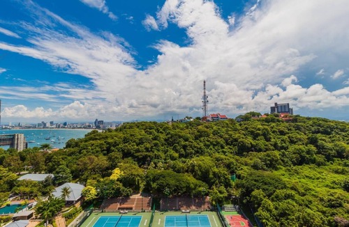 Pratumnak Hill Apartment | Sea View Apartment @The Point Pratumnak #2
