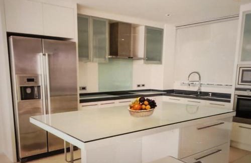 Si Sunthon Villa | Seaside Luxury Villa