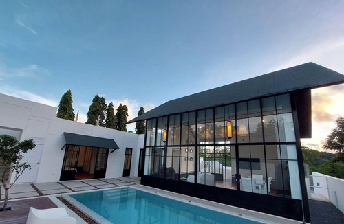 Wichit Villa | Seaview pool 2bedroom Hill Gemini villa118-1