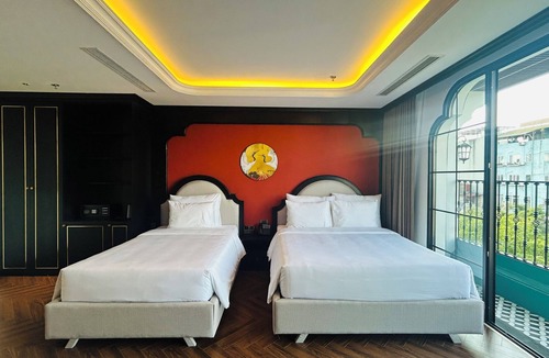 Hai Ba Trung Hotel | Selah Hanoi Hotel with Bathtub & Balcony, AC at all rooms