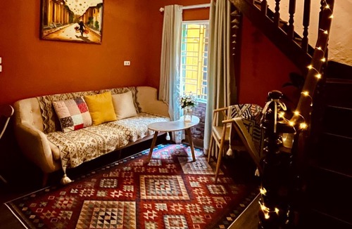 Hang Trong Apartment | Sen's Cozy House - 02 Queen beds - Kitchen - Center of Old Quarter, Hoan Kiem district