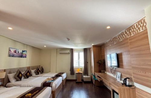 Tan Lap Hotel | Sen Vàng Luxury Hotel