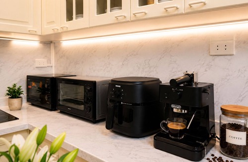 Quang An House | Serene 500m² Garden Villa | 10 mins to Old Quarter