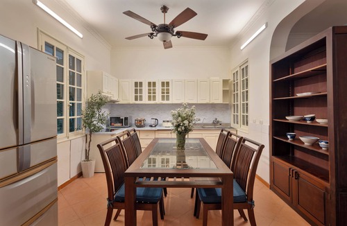 Quang An House | Serene 500m² Garden Villa | 10 mins to Old Quarter