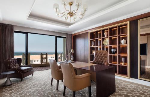 Ngu Hanh Son Resort | Sheraton Grand Danang Beach Resort & Spa