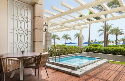 Ngu Hanh Son Resort | Sheraton Grand Danang Beach Resort & Spa