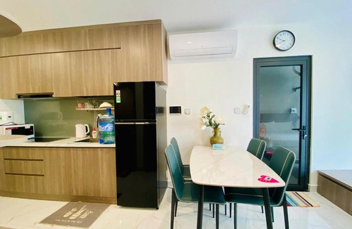 District 9 Apartment | Shi House - Studios GH6 Cozy , Near Vincom& Park