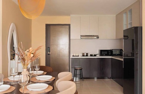 District 1 Apartment | Side by Side 32nd Fl 5BR | 7 Beds Central D1