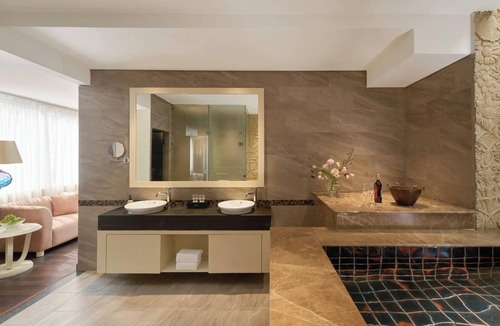 Little Japan Hotel | Silverland Jolie Hotel