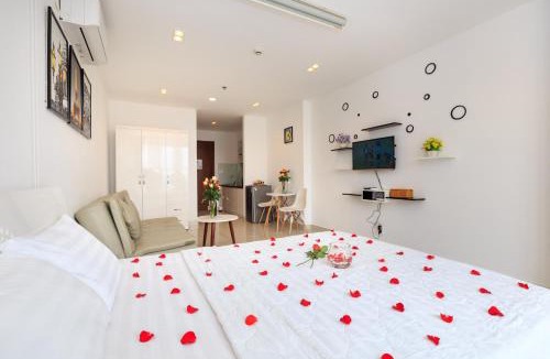 Tan Binh Apartment | Sky Center Near Airport